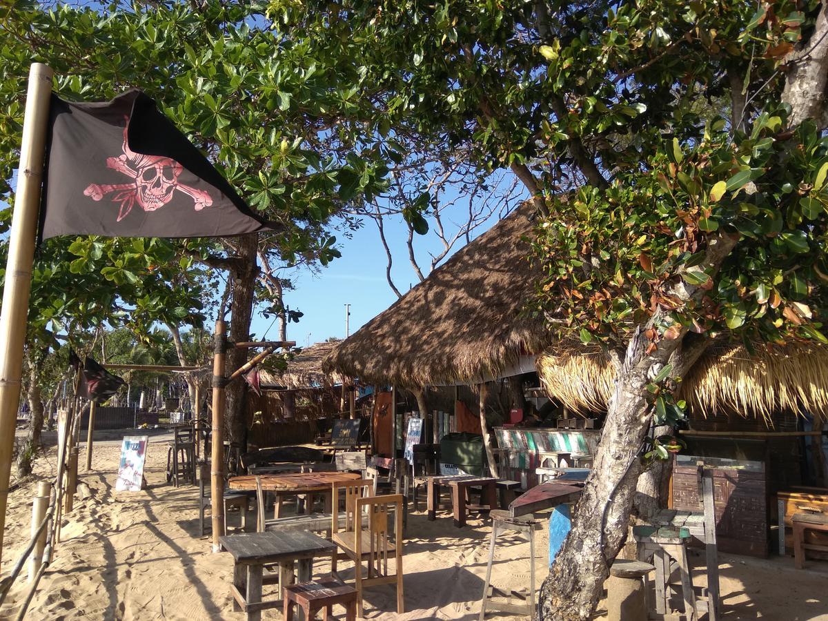 Sunrise Backpacker Vandrarhem Nusa Dua  Exteriör bild