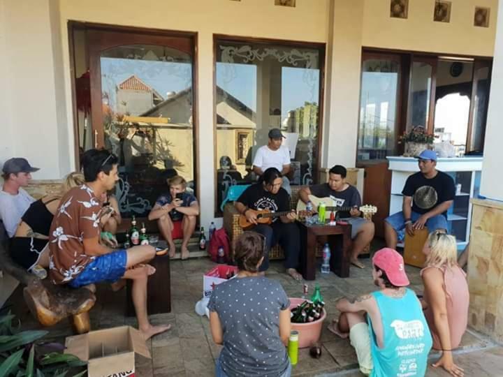 Sunrise Backpacker Vandrarhem Nusa Dua  Exteriör bild