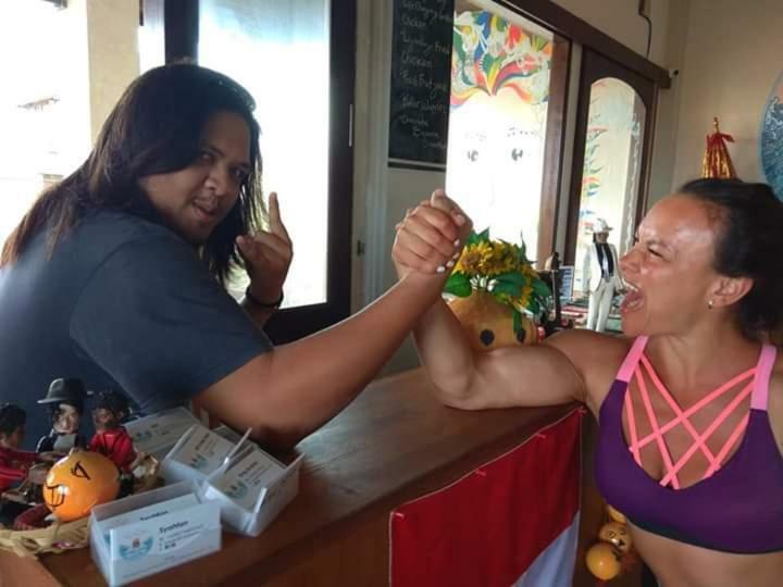 Sunrise Backpacker Vandrarhem Nusa Dua  Exteriör bild